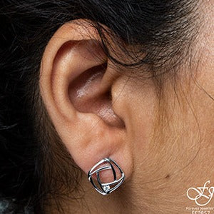 10K White Gold Diamond Earrings