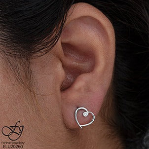 10K White Gold Heart Earrings