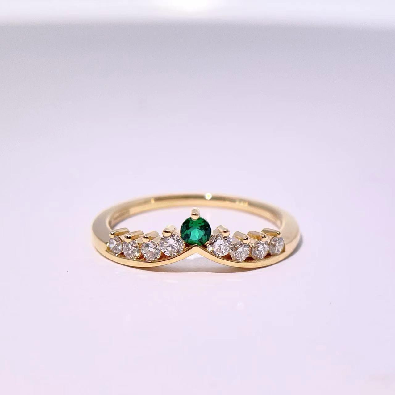 Diamond Emerald Chevron Band