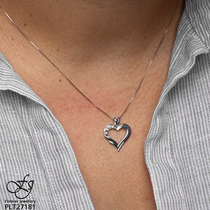 10K White Gold Heart Necklace