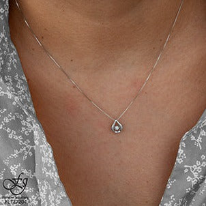 10K White Gold Dancing Diamond Drop Necklace