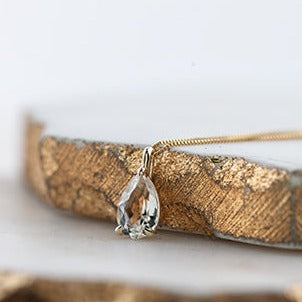 10K Yellow Gold White Topaz Necklace