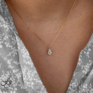 10K Yellow Gold White Topaz Necklace