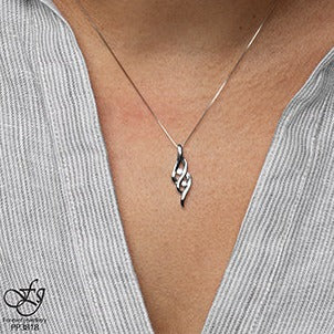 10K White Gold Diamond Twist Necklace