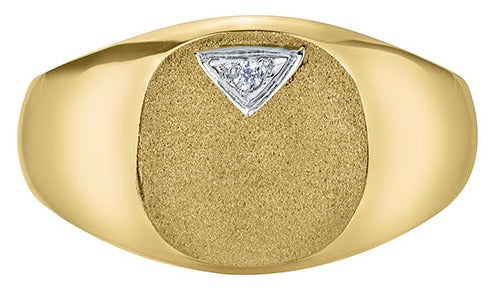 10K Yellow Gold Circle Signet Ring with Diamond