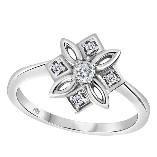 10K White Gold Fashion Ring