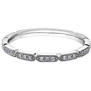10K White Gold Diamond Ring