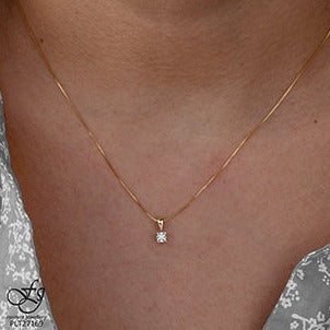 10K Yellow Gold Illusion-Set Solitaire Diamond Necklace