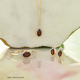 Yellow Gold Garnet Diamond Ring