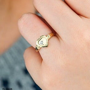 10K Yellow Gold Diamond Heart Locket Ring